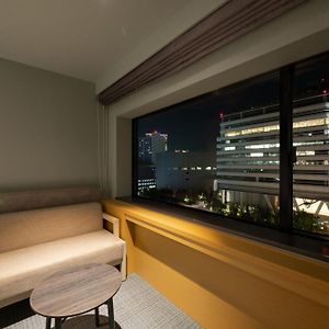 Hollywood Twin Room A Non-Smoking